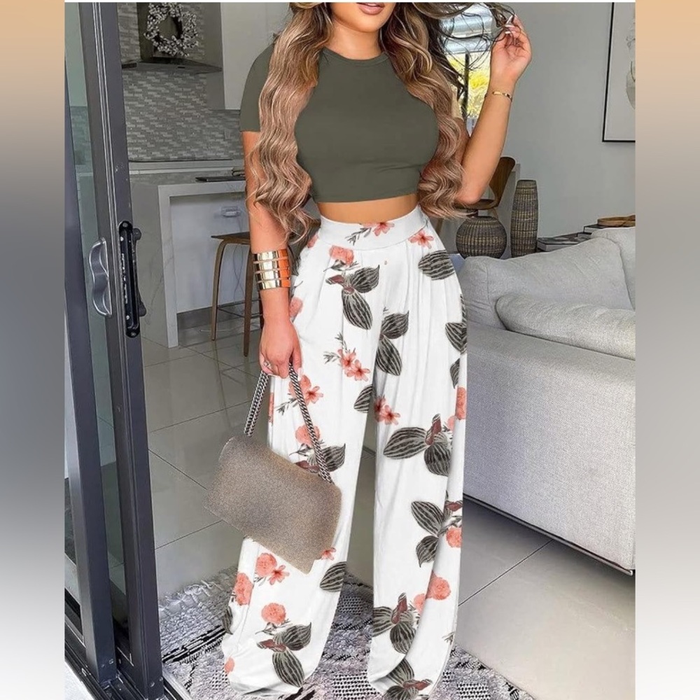 SET! Floral flare pants& Crop Top - Picture 1 of 4